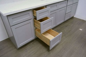   Grey Shaker Kitchen Cabinets